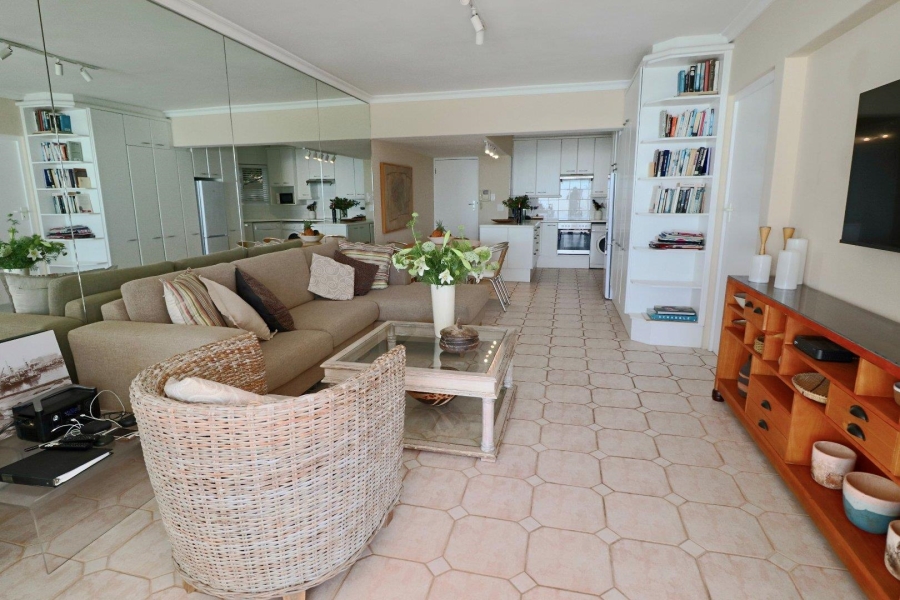 To Let 1 Bedroom Property for Rent in Clifton Western Cape